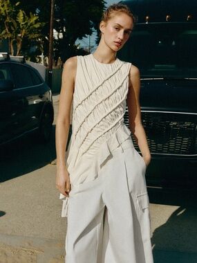 Zara ASYMMETRIC RUCHED TOP